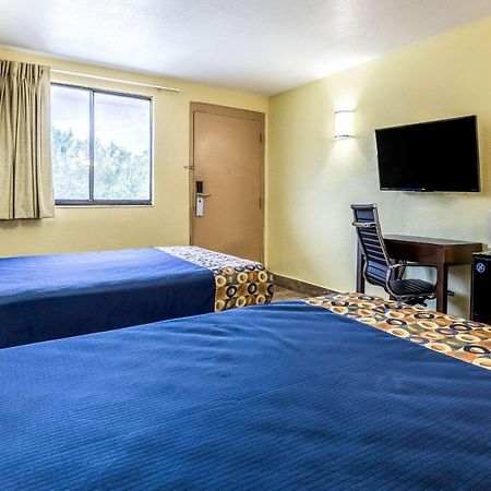 Rodeway Inn Fairgrounds-Casino Tampa Luaran gambar