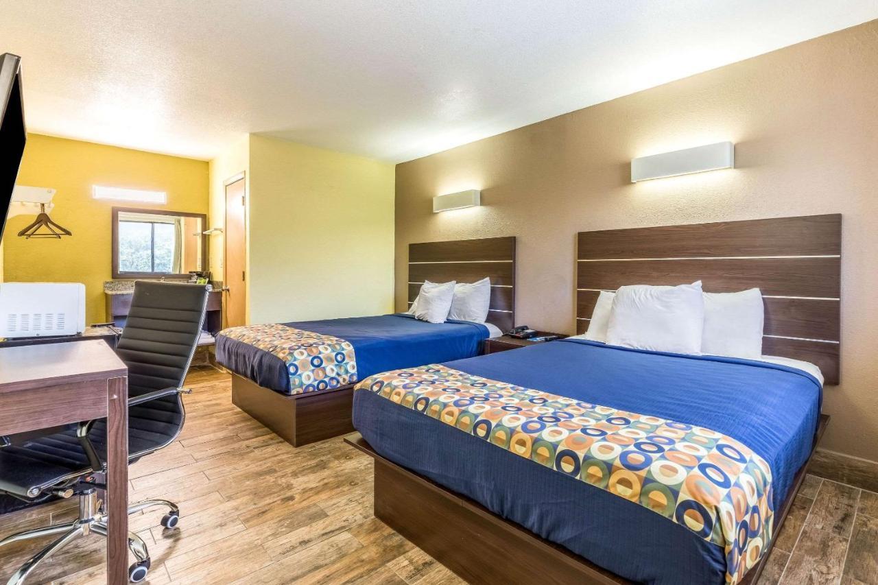 Rodeway Inn Fairgrounds-Casino Tampa Luaran gambar
